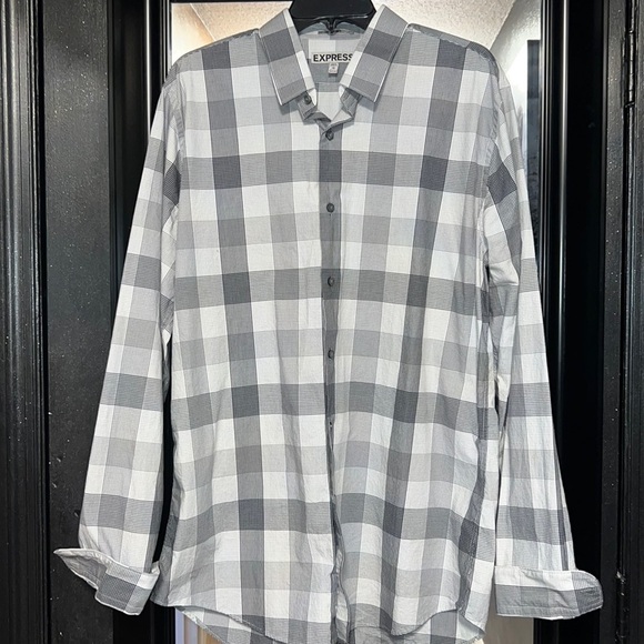 EUC- NICE BLACK AND WHITE EXPRESS MENS DRESS SHIRT SZ XL - Picture 2 of 3